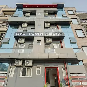 Super Townhouse Mannat Rohini 16 Hotel